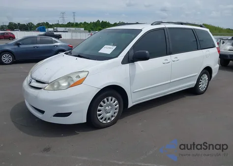 2009 Toyota Sienna Ce z USA, uszkodzony, nr VIN 5TDZK23C99S255503